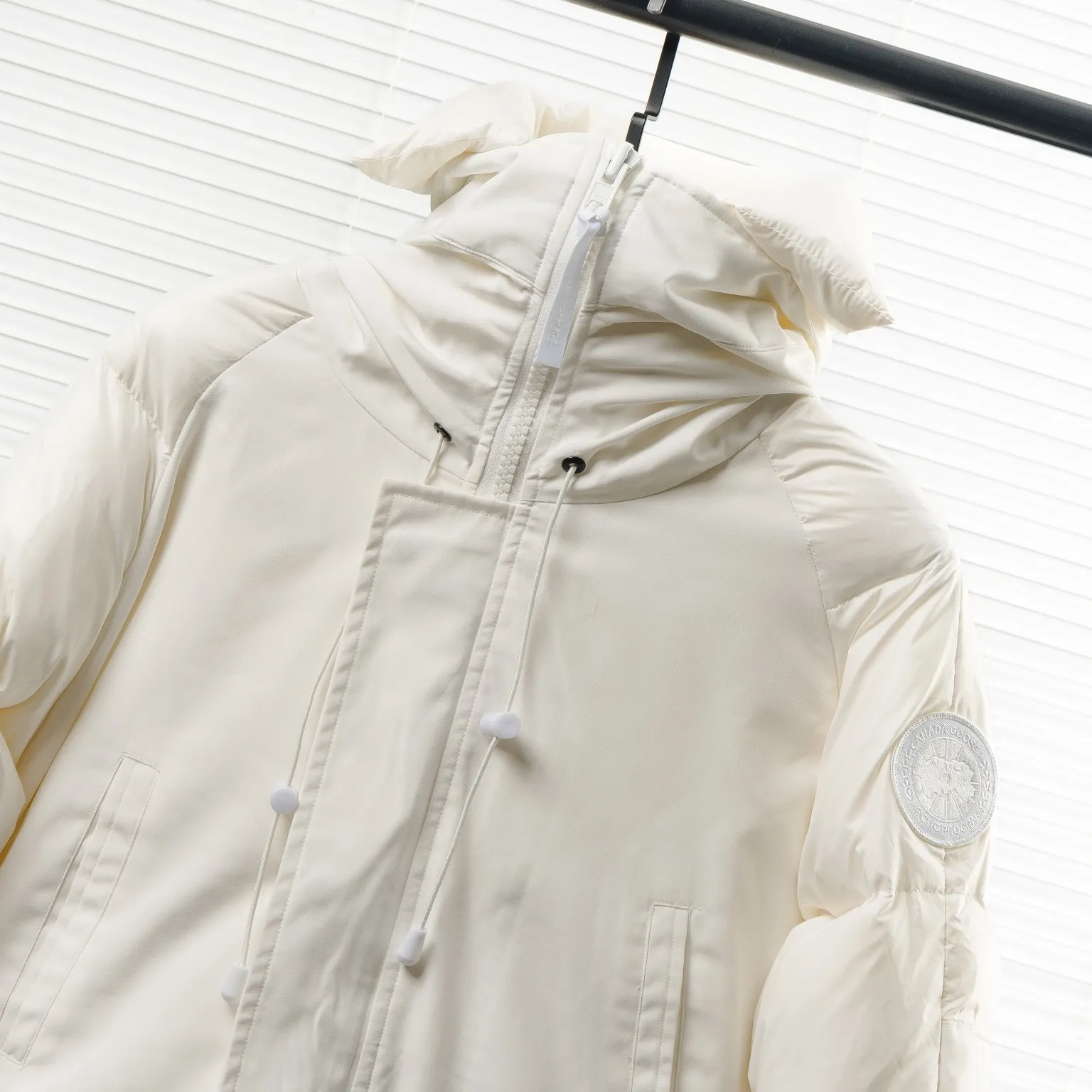 P900 2056MW White Paradigm Chilliwack Men's Sizes: XS S M L XL XXL.